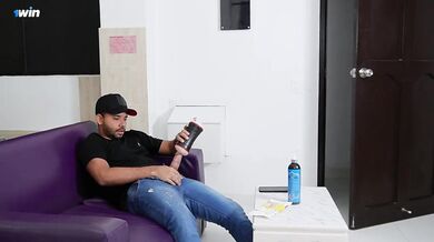 Mi Best FRIEND Helped Me After Catching Me Masturbating With A Sohimi Toy jeniferplay