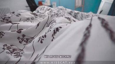 Step mom share bed with handjob Surprise - Step son fucks Step mother with Creampie
