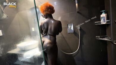 Amateur Sport mate having Hot quickie in girls Changing room!