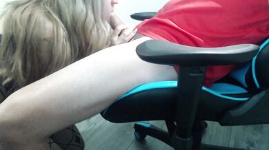 Girl blows stepbrother and fucks him in gaming chair