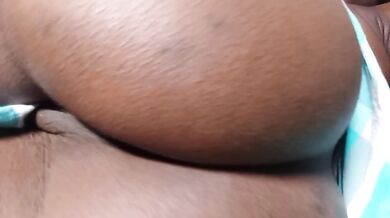 EBONY MASTERBATE BEFORE PULL PANTIES ORGASM