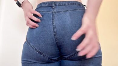 MistressMord Jean Scratching ASMR