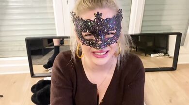 JOI - I suck him on my kneels with my big ASS, BIG cum in my mouth !