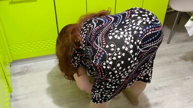 Mature MILF with big milks and a thick ass washes the floor, then swallows her stepson's cock and takes anal on the floor
