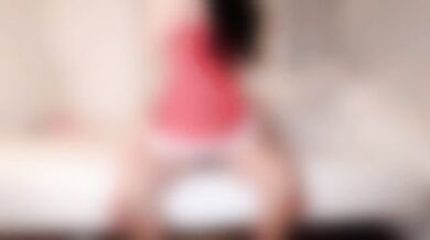 I can't take it anymore... Lover in Santa costume comes close to each other | Real Couple