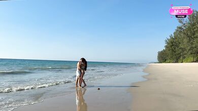 Real Scene. My sweet girlfriend gave me a sloppy blowjob on the beach | Love at sunset | Real Amateur