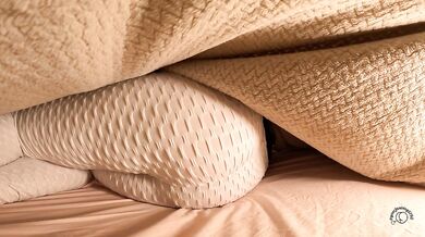 Stuck Under The Sheets With My Farting Ass ! ( dutch oven)