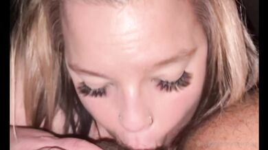 She loves that little dick! blowjob in the car