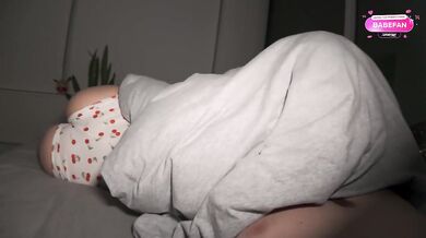 Horny StepSister in My Bed! OMG What Are You Doing?!