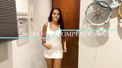 PORNOVATAS. ESCENA COMPLETA. JOVEN COLOMBIANA DE VISITA EN BARCELONA CON VÍCTOR BLOOM