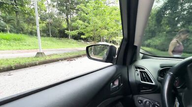 LE DOY UNA BUENA MAMADA A MI UBER ( pagando el pasaje con mamada)