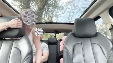 POV Reverse Cowgirl Car Fuck – Loud Amateur Wife Rides Hard with Traffic Passing