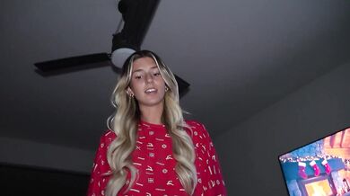Teen Stepsis Uses Her Older Bros Cock Before Bedtime!