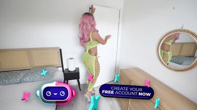 OMG! MY HOT WIFE LETS ME CUM ALL OVER HER FACE - LEXIS STAR