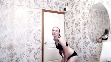 DATEZONE - Fit amateur in black sports bikini masturbates