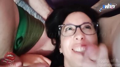 Jukujo wa guroriaparuku de 4-ri no otoko ni yoru niketsusōnyū de rinkan sa reru
