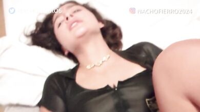 Police Woman is so horny that she goes with her fugitive to fuck, cumshots in her pussy.