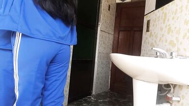 Schoolgirl in quickie in the school bathroom