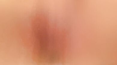 Perverted woman masturbates for the 7th squirt