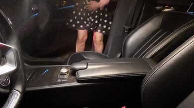 Italian escort picked up on the street and fucked in the car by an old man