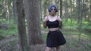 I OFFERED A STRANGER TO FUCK ME IN THE FOREST FOR MONEY