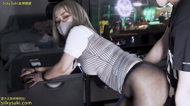 Having sex with black stockings and high heels gamer girl