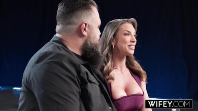 WIFEY Anal Loving MILF Hotwife Lor Reign Squirts All Over His BBC