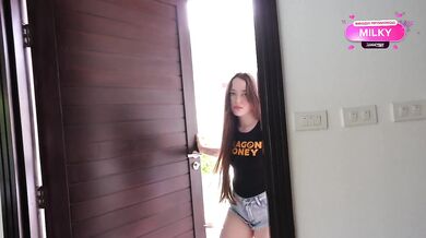 My ex came to return a package... and I came inside her pussy.