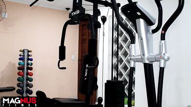 Couple Having Sex At The Gym Almost Got Caught