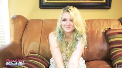 Petite Blonde Chelsie R Gets Banged And Eats A Big Cum Shot!