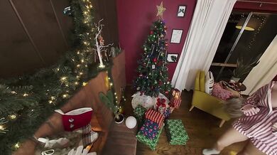 VR Bangers: Three Teen Babes Suck and Fuck Santa’s Huge Cock in Hardcore Bisexual Christmas Foursome