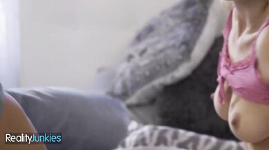 REALITYJUNKIES - Step Bro Films Step Sis’ Teasing While She Gives Her Enthusiastic Approval