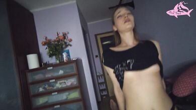 Horny stepsister came and sat on my dick