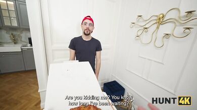 HUNT4K. Wrong Order, Right Pussy