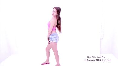 Young 19yo blonde gets teen pussy fucked video auditions