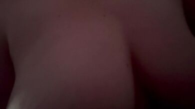 I wish I was riding a dick then grinding against my vibrator