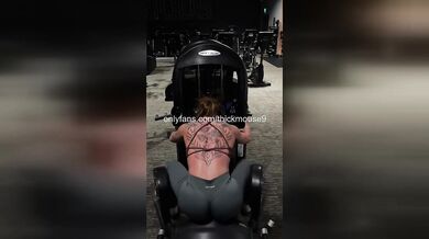 18yo VIRGIN HORSE DILDO NIGHTMARE: Pussy RUINED Forever Live