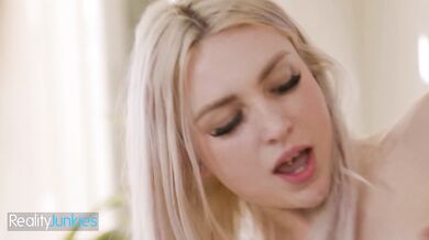 REALITYJUNKIES - She Gives Her Bestie’s Dad A Massage And A Wet, Wild Fuck To Go With It