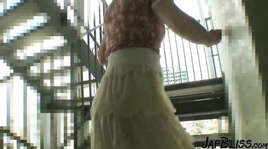 Japanese MILF Gets A Creampie