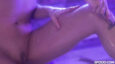 Whitney Wright Pleasures Her Pussy Before Taking A Hard Dick