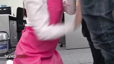 Kinky Japanese Starlet Chihiro Akino Stuns With Her Unique Blow Job Skills