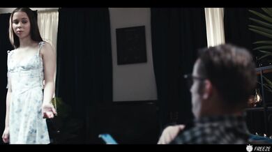 Freeze Clone Fuck - Alice Murkovski Turns Into Real Life Sex Doll and Gets her Pussy Eaten