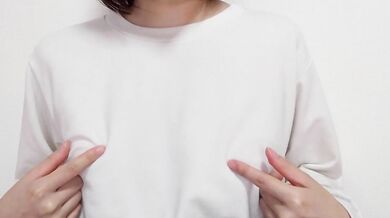 【チクニー】焦らして焦らして乳首イキ Tシャツから透けてる乳首ぽっち