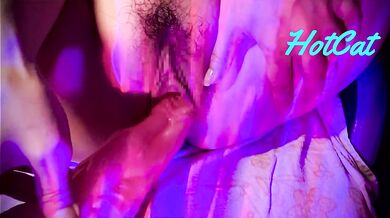 Outside squirting slowly on the vaginal wall with a centaur in the Maparon demon world dildo