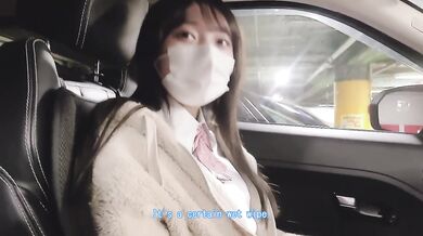[very rare]Super cute big-breasted 18-year-old in school uniform climaxes repeatedly!!