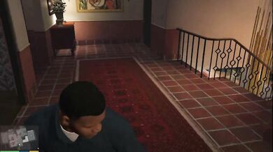 GTA Horny Vouyeur is sneeking in to unkown house