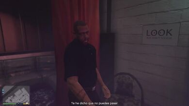 GTA V Entering a putiadero to look for bitches