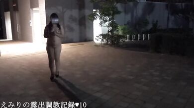 Exposed naked in the men'stoilet and pissing & Walk around naked in public