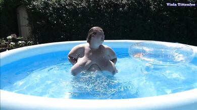 Viola Tittenfee, hot SSBBW in bikini, giantess, fatkini, in pool all from june 2021