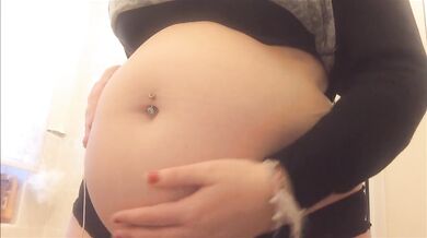 Swollen Belly Girl Noisy Stuffed Belly